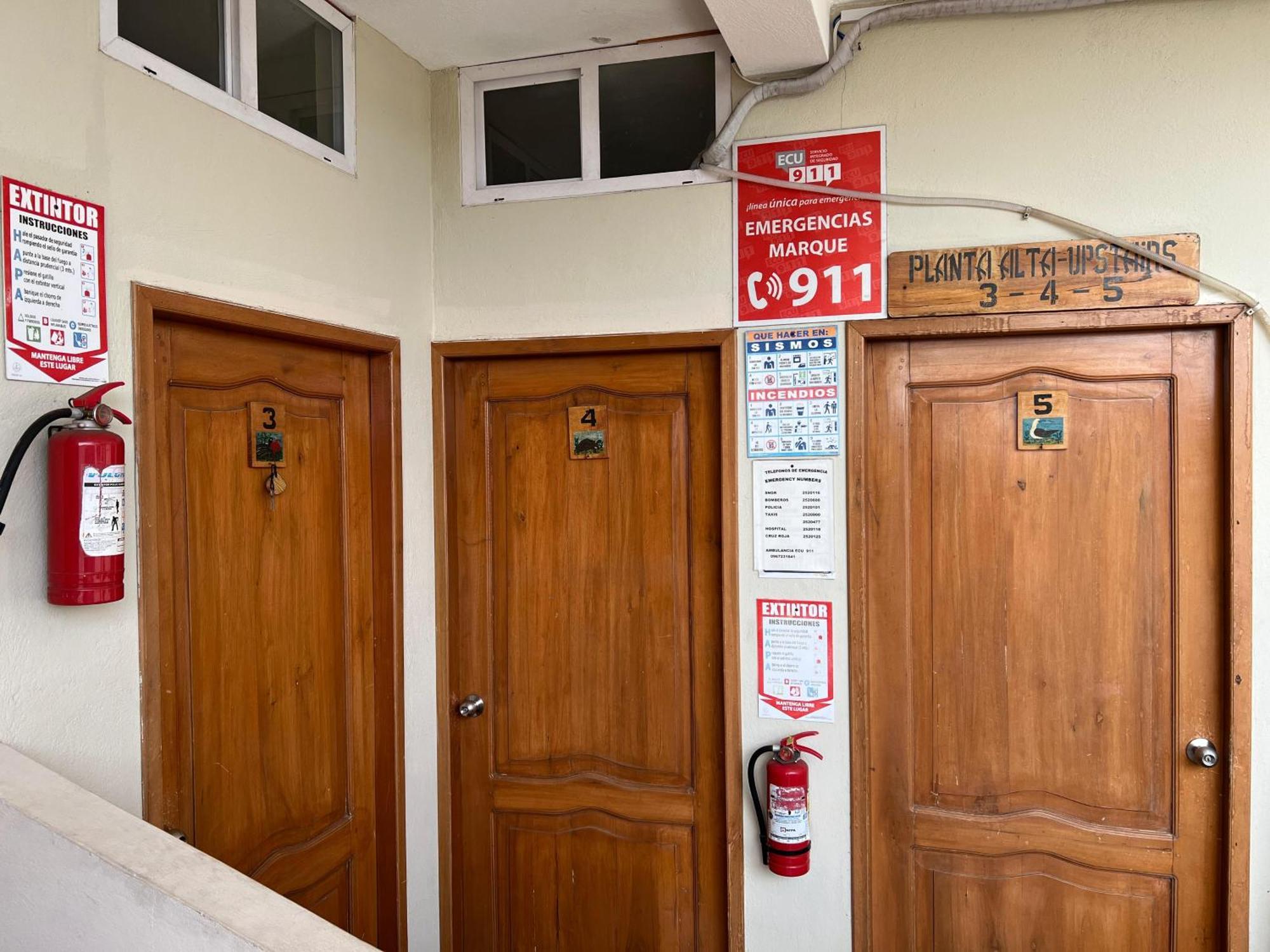 Hostal Cattleya 푸에르토 바케리조 모레노 외부 사진