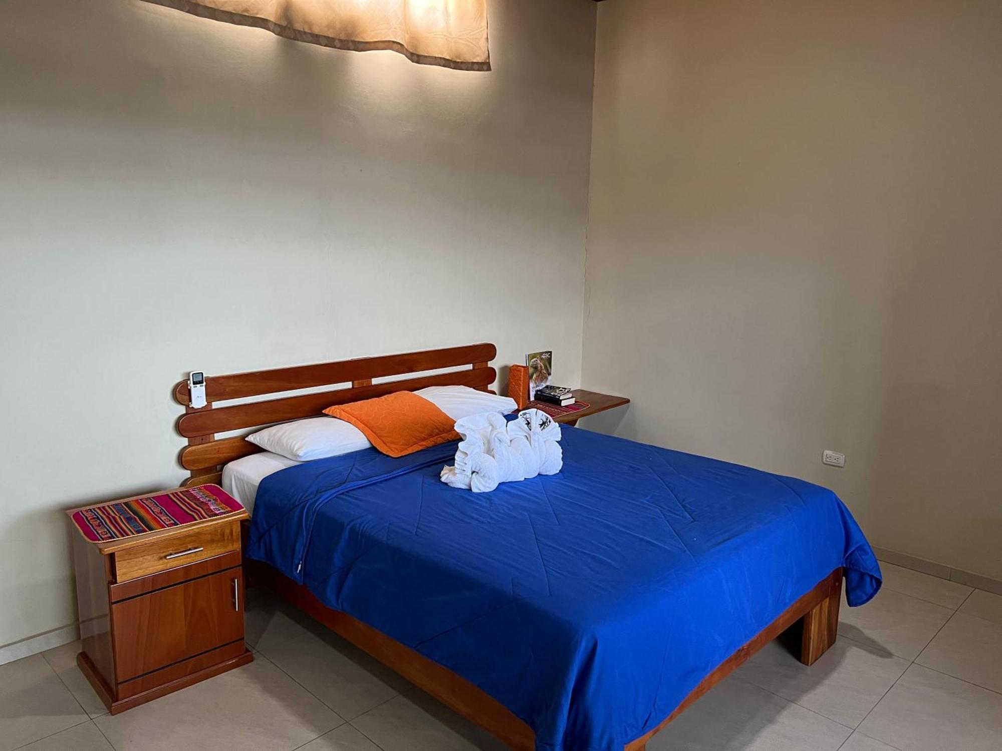 Hostal Cattleya 푸에르토 바케리조 모레노 외부 사진