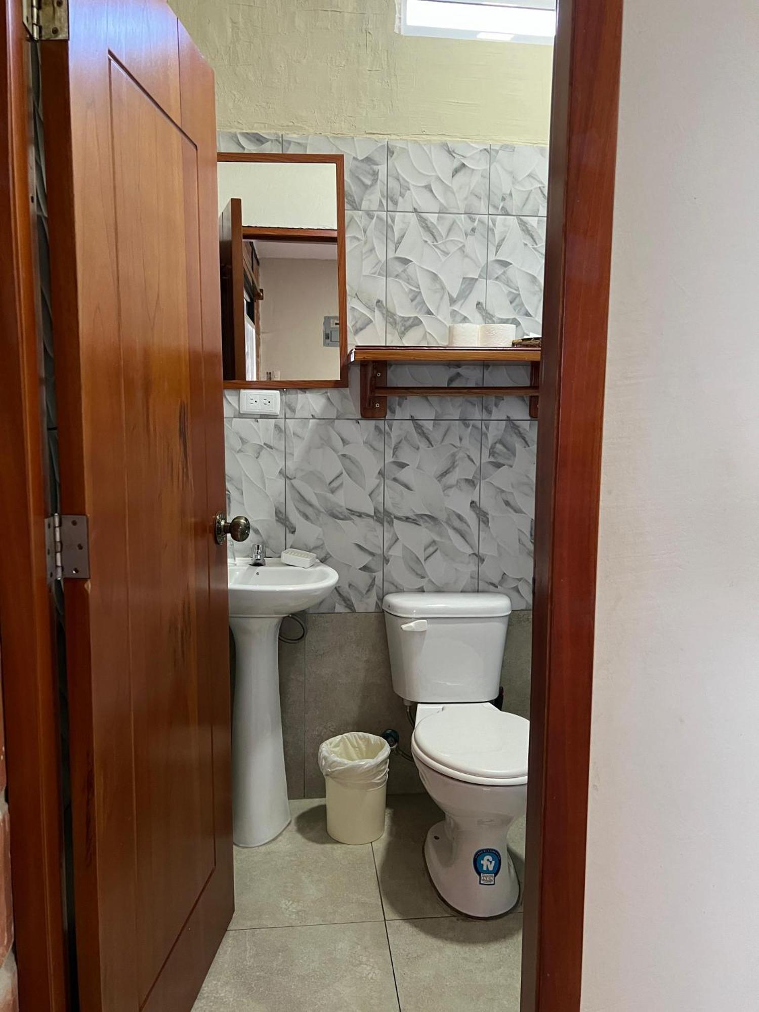 Hostal Cattleya 푸에르토 바케리조 모레노 외부 사진