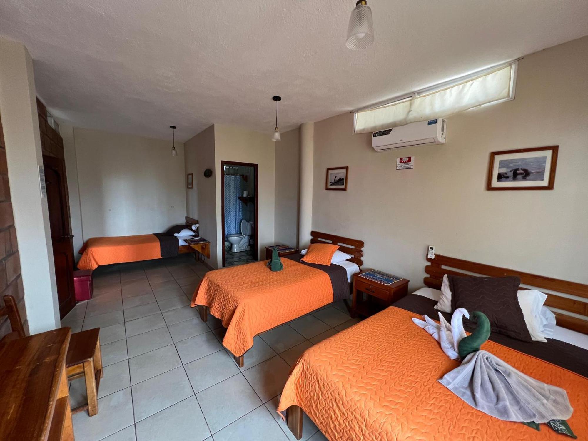 Hostal Cattleya 푸에르토 바케리조 모레노 외부 사진